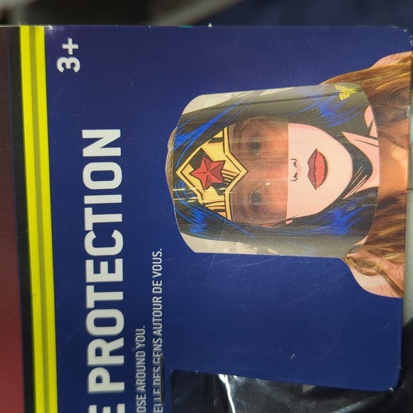 Face Shield - Wonder Woman - Picture 3 of 4
